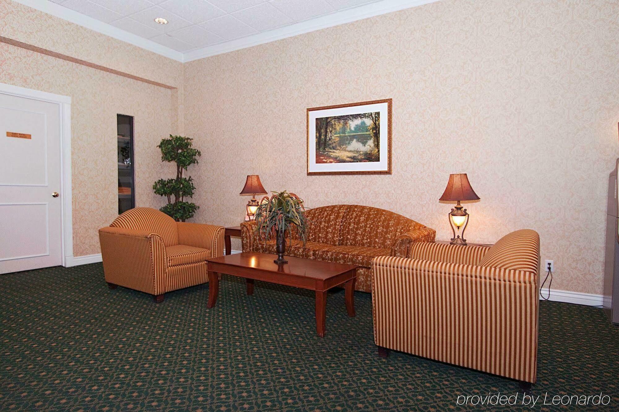 Ramada By Wyndham Provo Hotell Exteriör bild